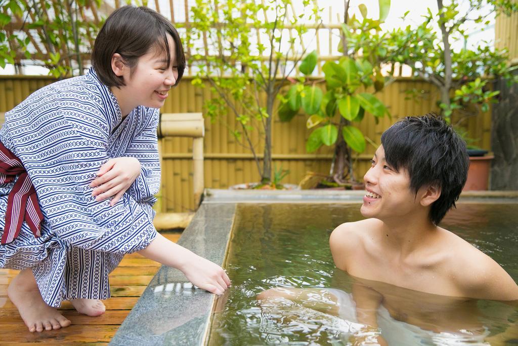 Hotel Koraku Beppu Buitenkant foto
