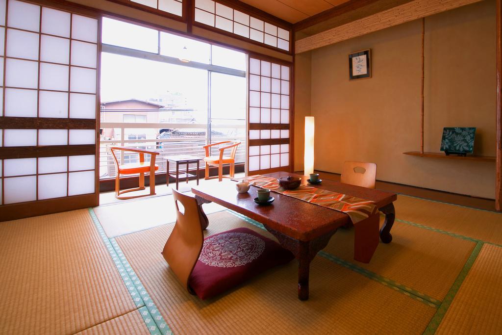 Hotel Koraku Beppu Kamer foto
